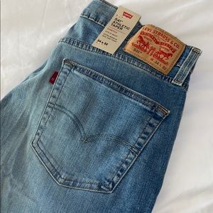 BRAND NEW 541 LEVIS